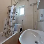 Vlasta 아파트 *