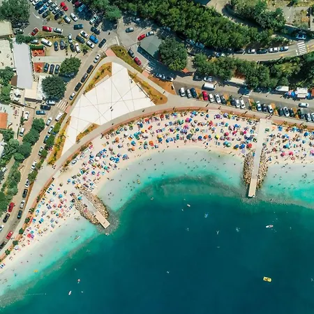 Vlasta דירה יאדראנובו